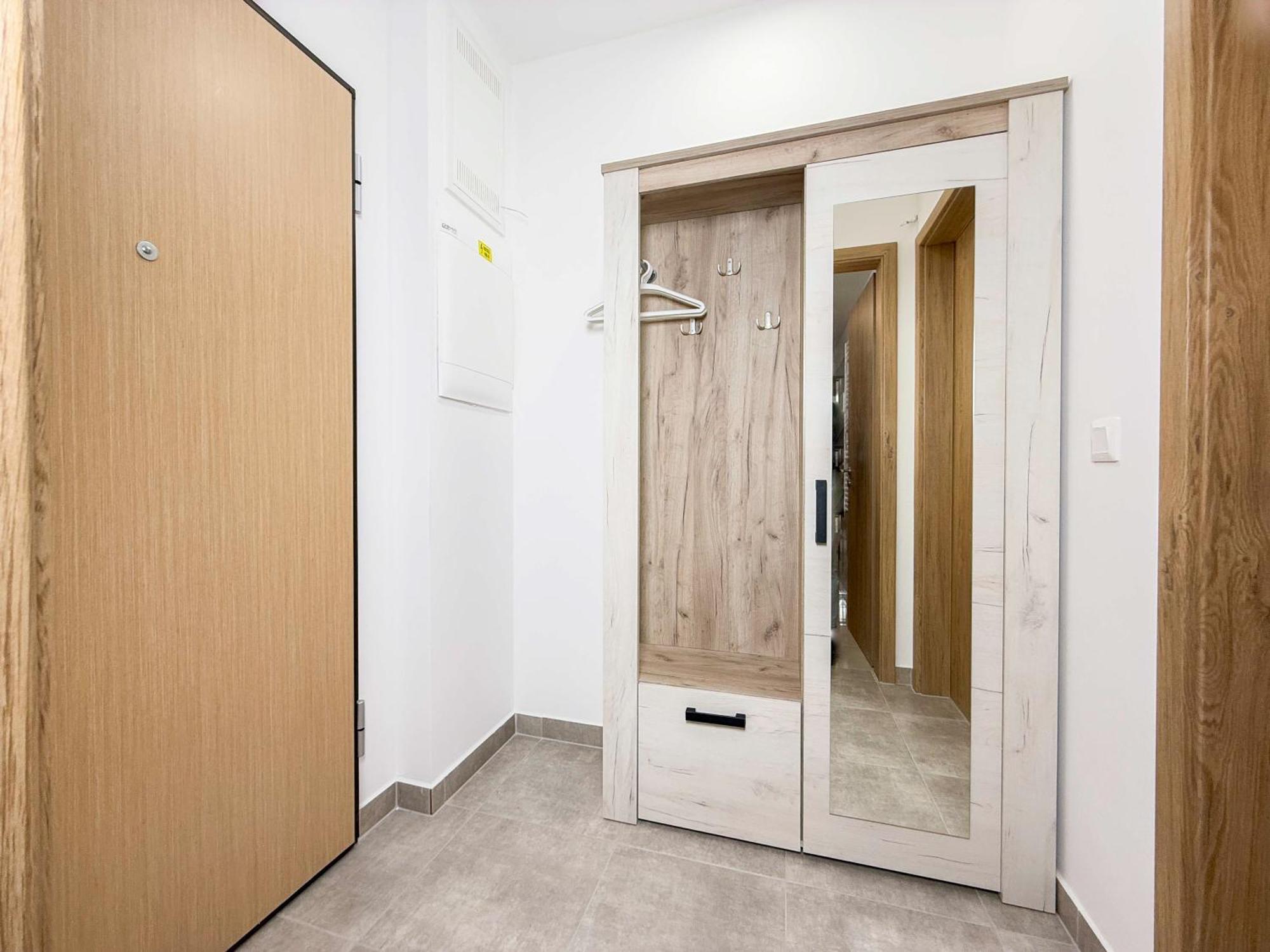 Danube River Flat With Balcony,free Garage *