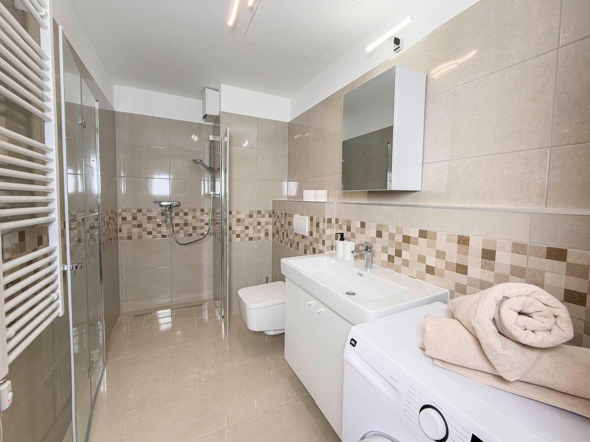 Appartement Danube River Flat With Balcony,free Garage